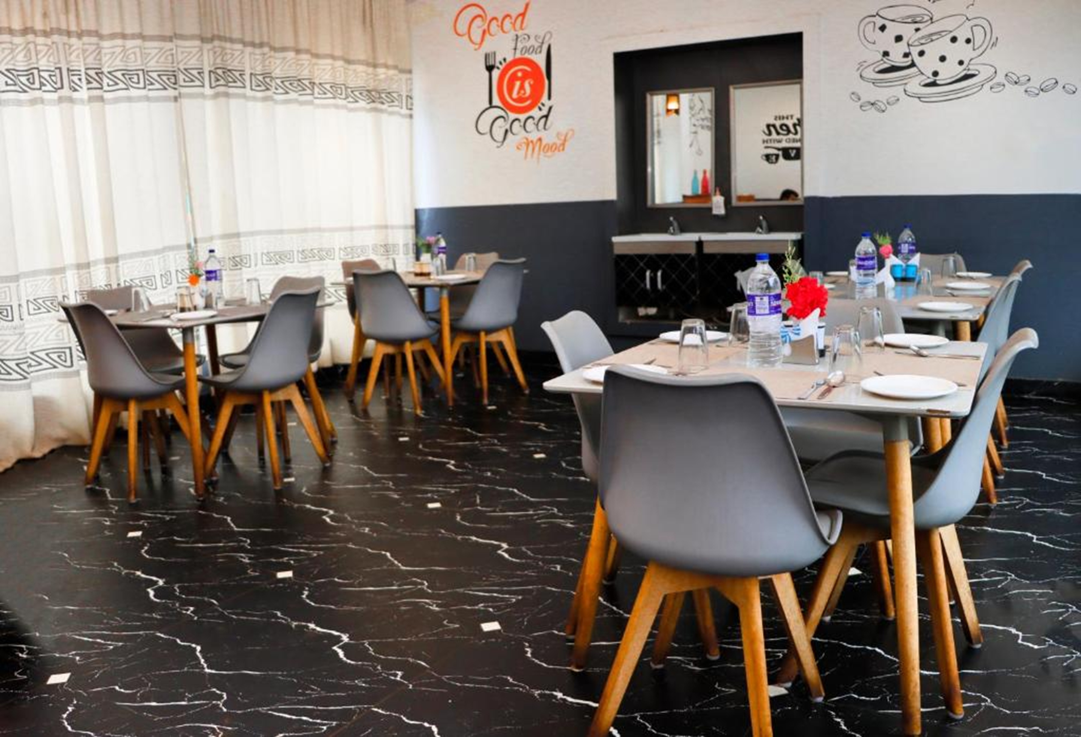 Akshaya Multi Cuisine Restaurant